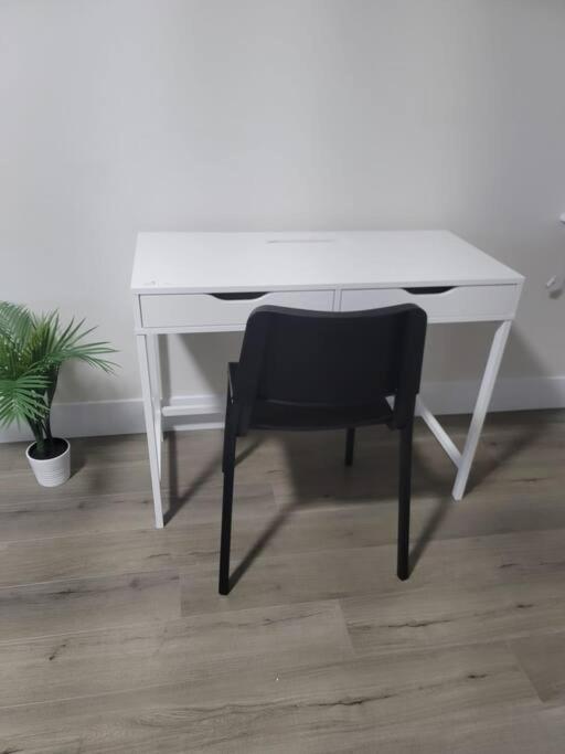 Docker Apartment Timberlea Bagian luar foto